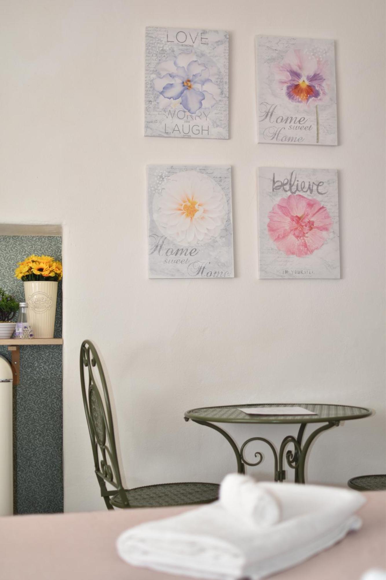 Il Girasole Apartment Iglesias Exterior photo