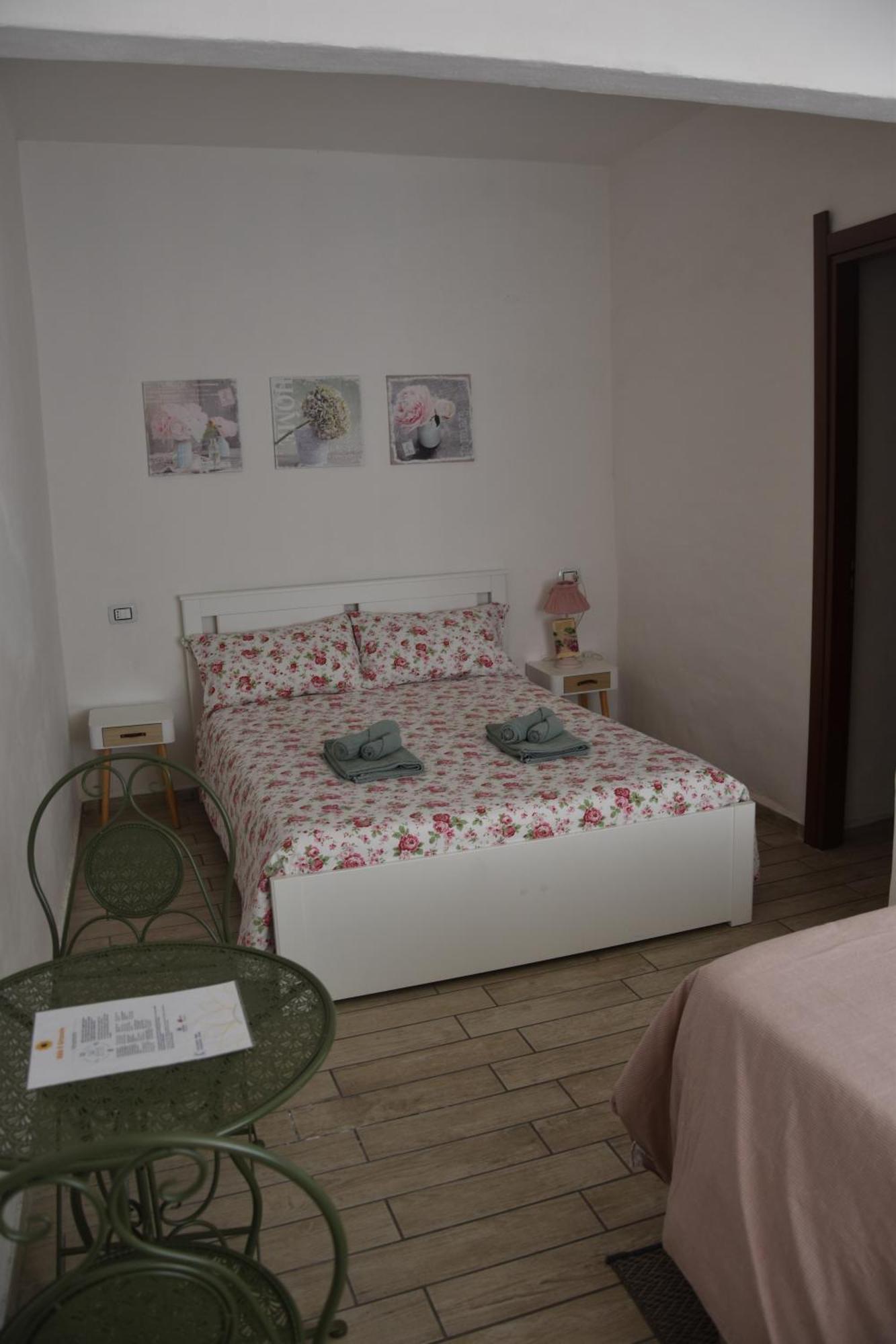 Il Girasole Apartment Iglesias Exterior photo